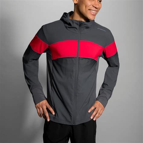 brooks running clothes for men.